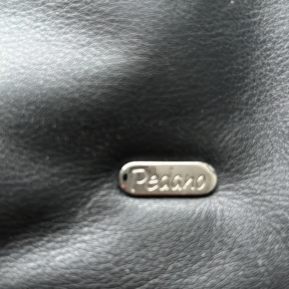 Leather attaché bag - Picture 3 of 16